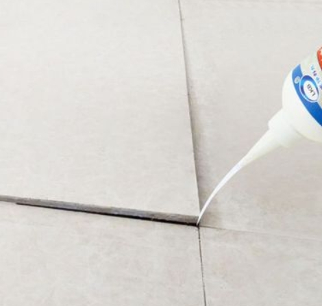 城固瓷砖空鼓维修公司分享卫生间瓷砖脱落的原因可能有以下几点